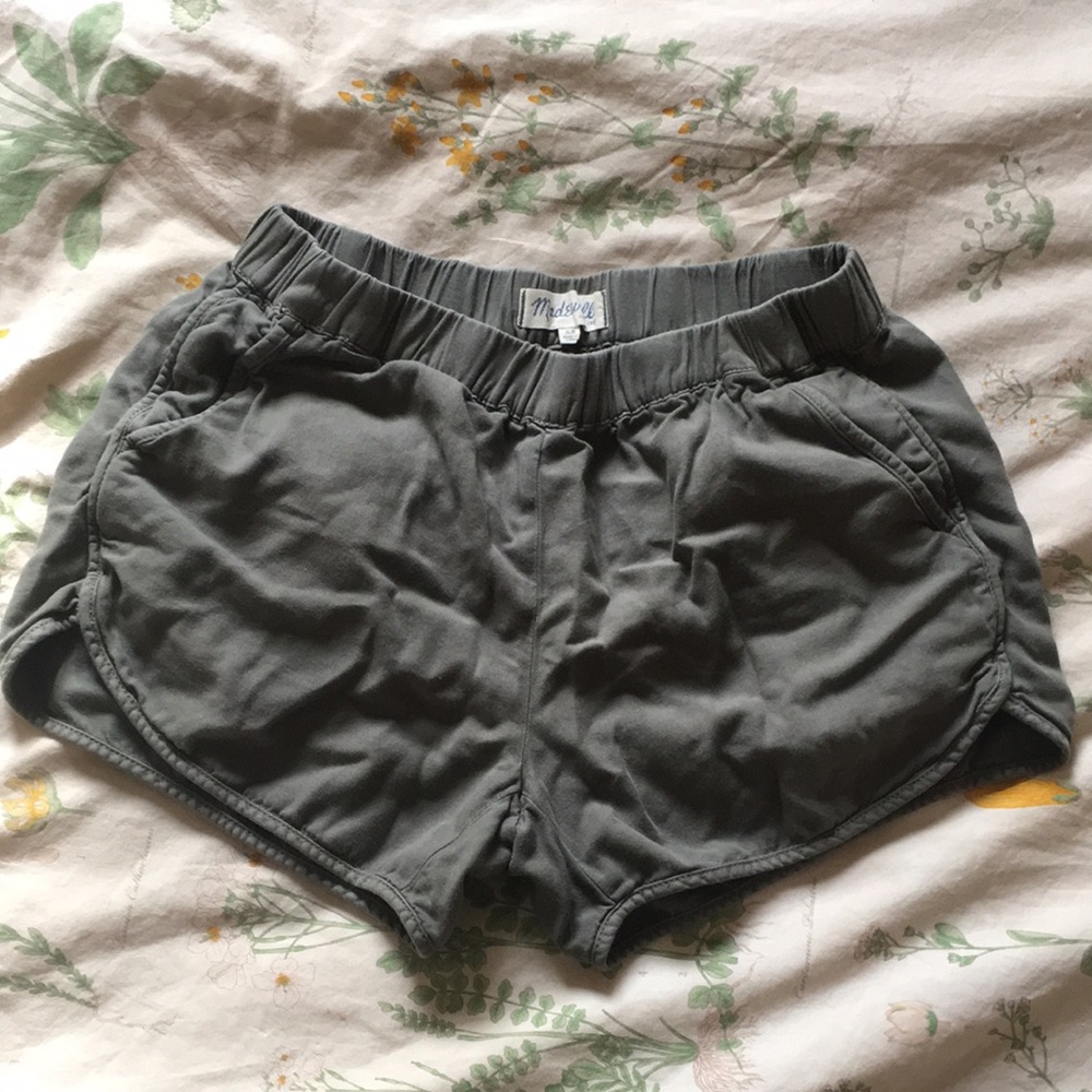 Madewell pull on lounge shorts